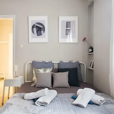 Your Stay Next To Acropolis!-3